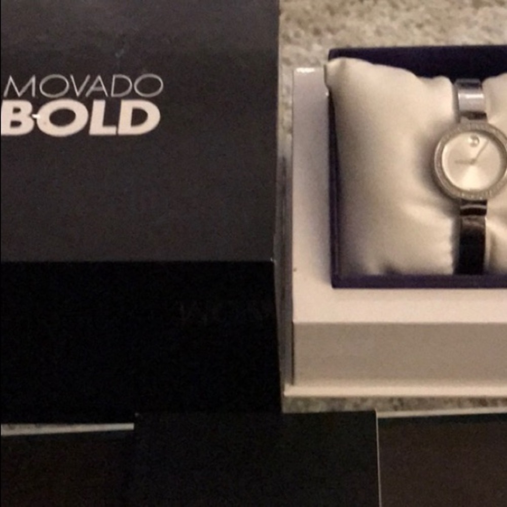 MOVADO BOLD